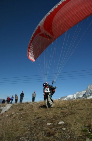  Emoción en parapenle con Chamonix Sport Aventure 